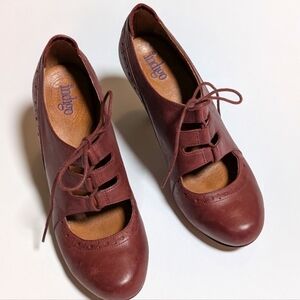 INDIGO Red Burgundy LEATHER RETRO HEELS SIZE 6.5M‎ LOCK PUMPS Oxford Lace Up